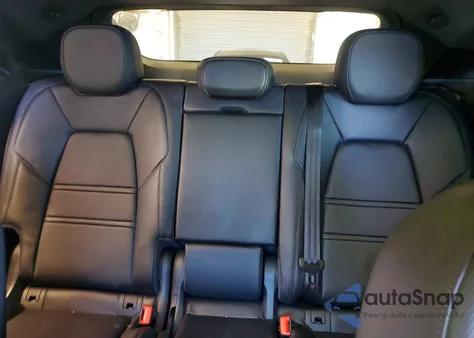 2024 Porsche Cayenne Coupe z USA, uszkodzony, nr VIN WP1BA2AY6RDA55806